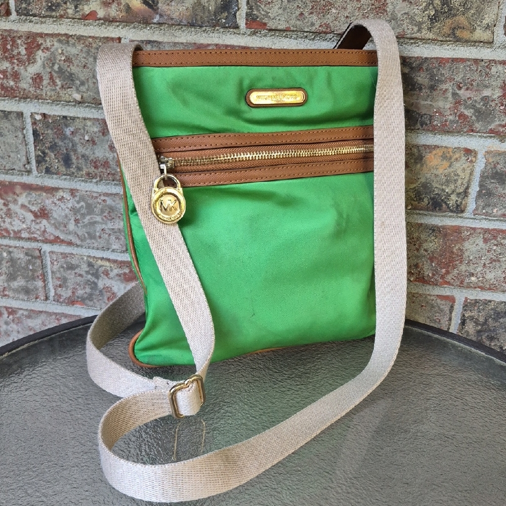 MICHAEL KORS CROSSBODY